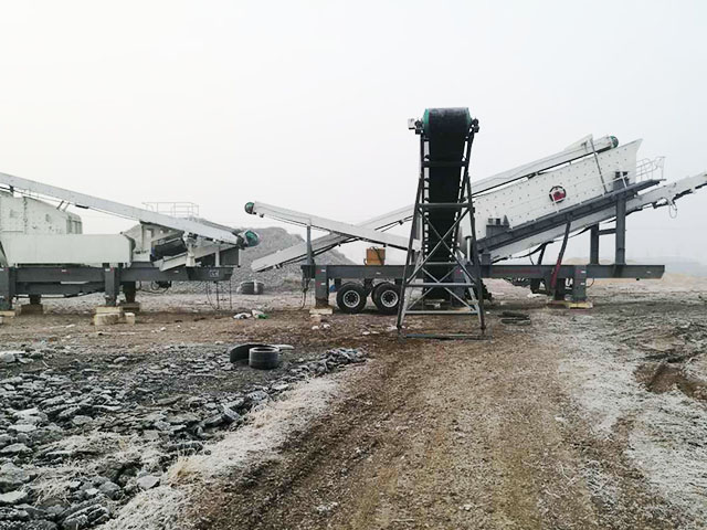 山東壽光移動(dòng)破碎機(jī)破碎建筑垃圾再生