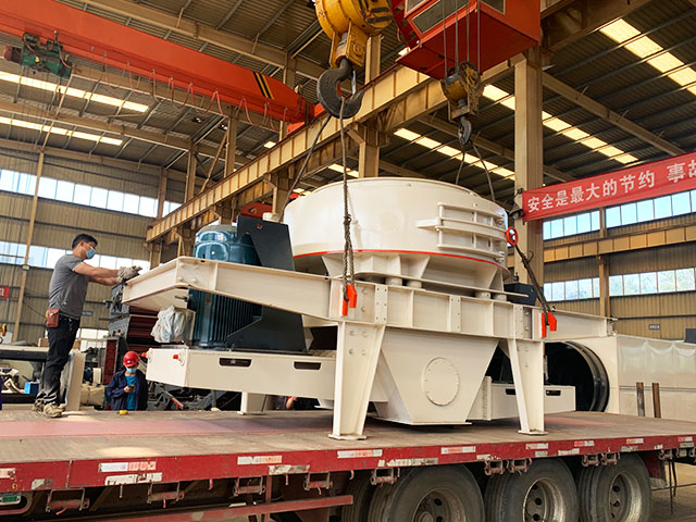 重慶客戶訂購中意制砂機設(shè)備發(fā)貨