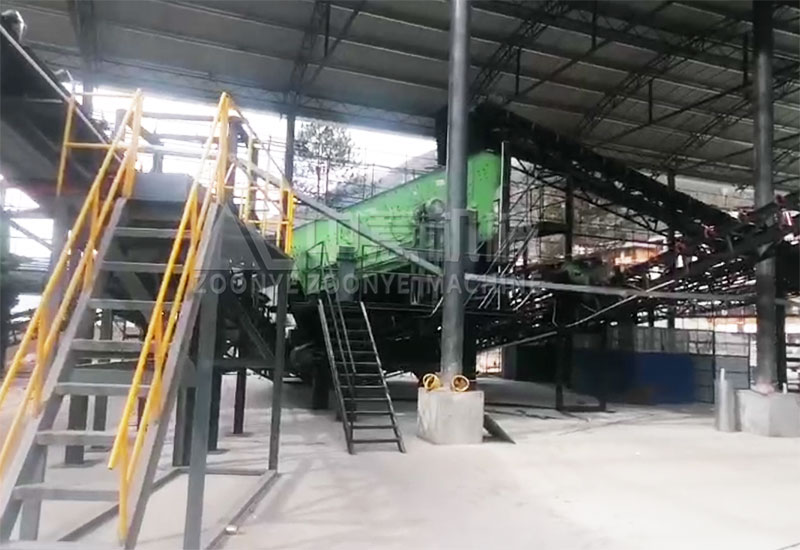 裝修垃圾處理生產(chǎn)線現(xiàn)場-棒條弛張篩